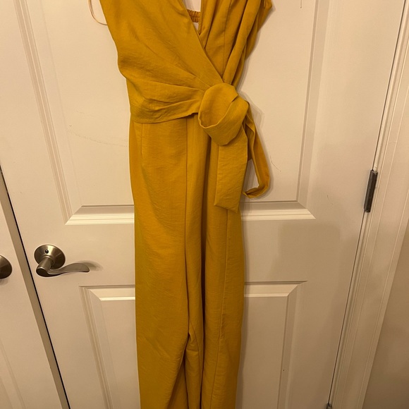 ASTR the Label Yellow Jumpsuit - Picture 2 of 4